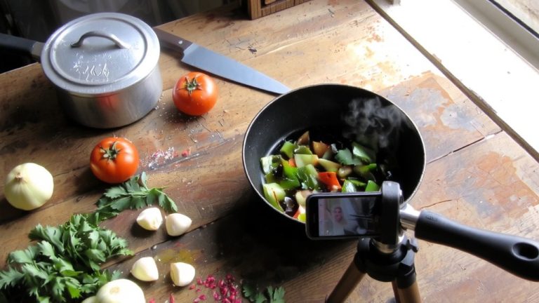 cooking live on budget