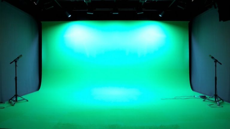 four light cross lit setup