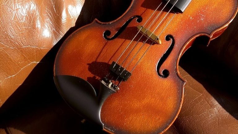 iconic beatles bass grooves