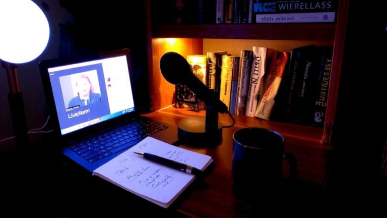 niche livestream for authors
