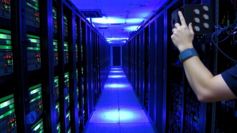 proactive server leasing