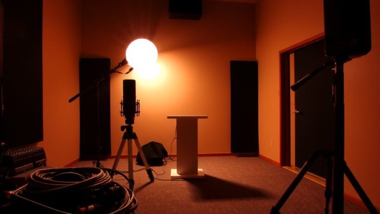 public speaking livestream niche