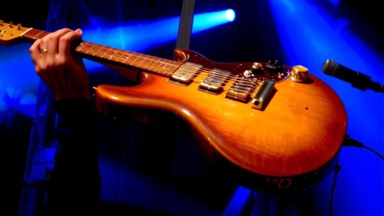 worship electric guitar best